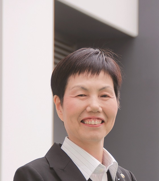 井上幸江