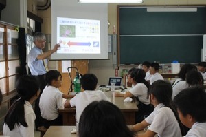 埴生小学校