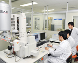 画像：電界放出型走査電子顕微鏡